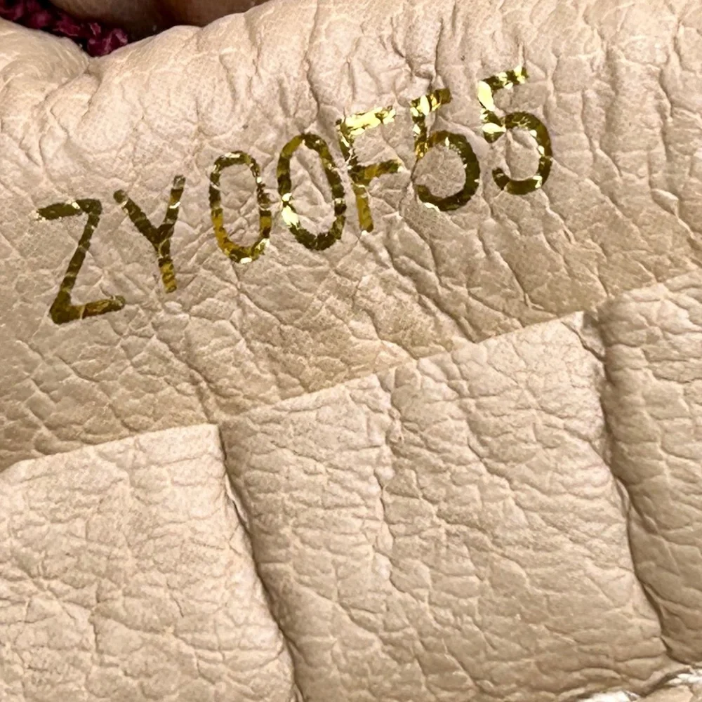 Ollio Burgundy Faux Suede Decorative Flower Slip On Comfort Ballet Flat Size 8 - Picture 9 of 9